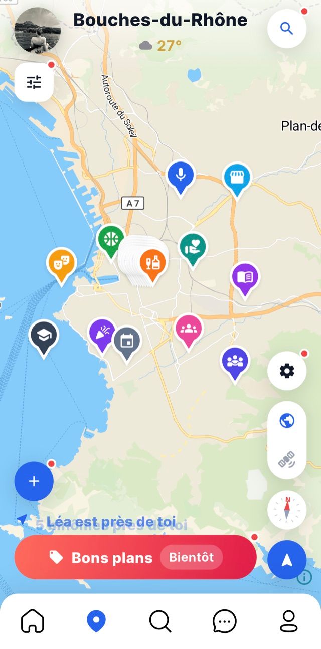 Écran de l'application : la carte à l'échelle du département, avec les lieux et les événements de tous les campus.